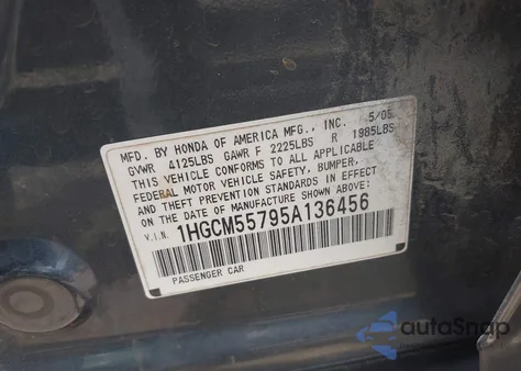 2005 Honda Accord 2.4 Ex z USA, uszkodzony, nr VIN 1HGCM55795A136456